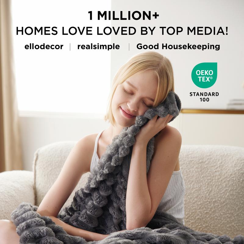 Oversized Cloud Blanket